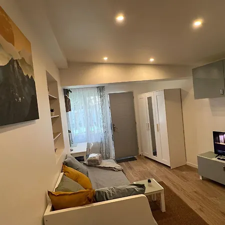 Ocean Apartment